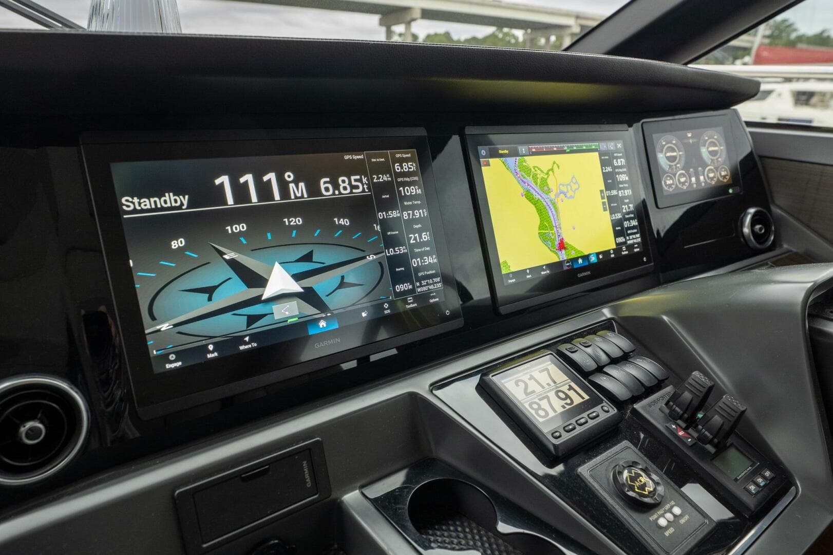 2021 Princess S62 — photo 52