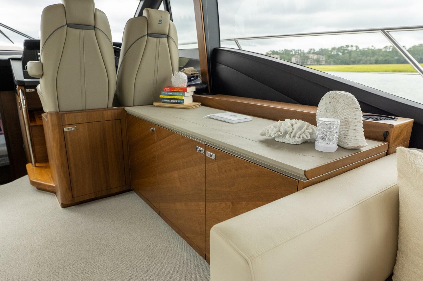 2021 Princess S62 — photo 43