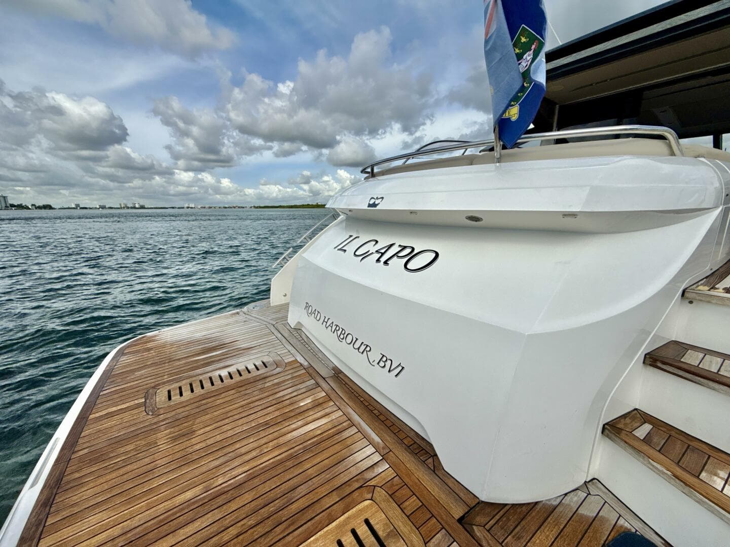 2017 Princess V58 — photo 41