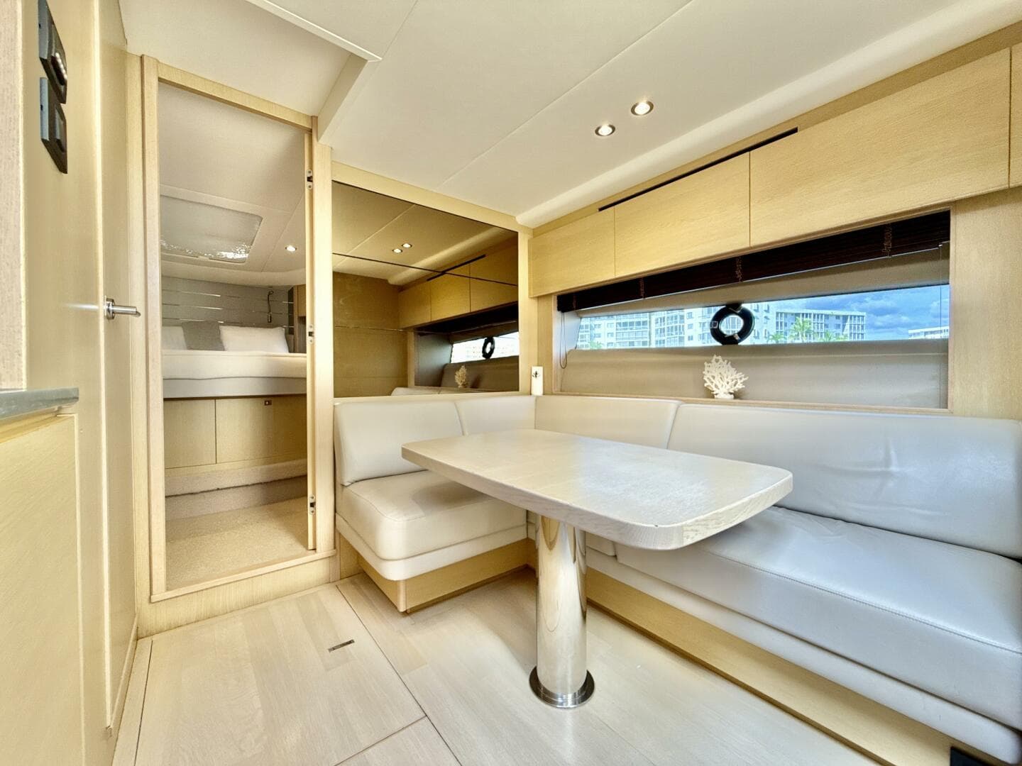 2017 Princess V58 — photo 18