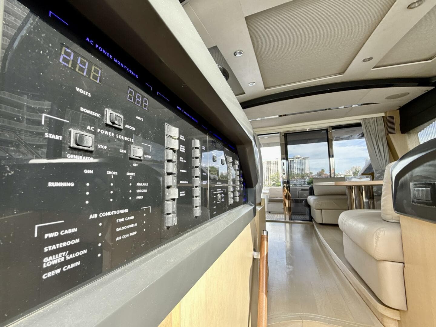 2017 Princess V58 — photo 33