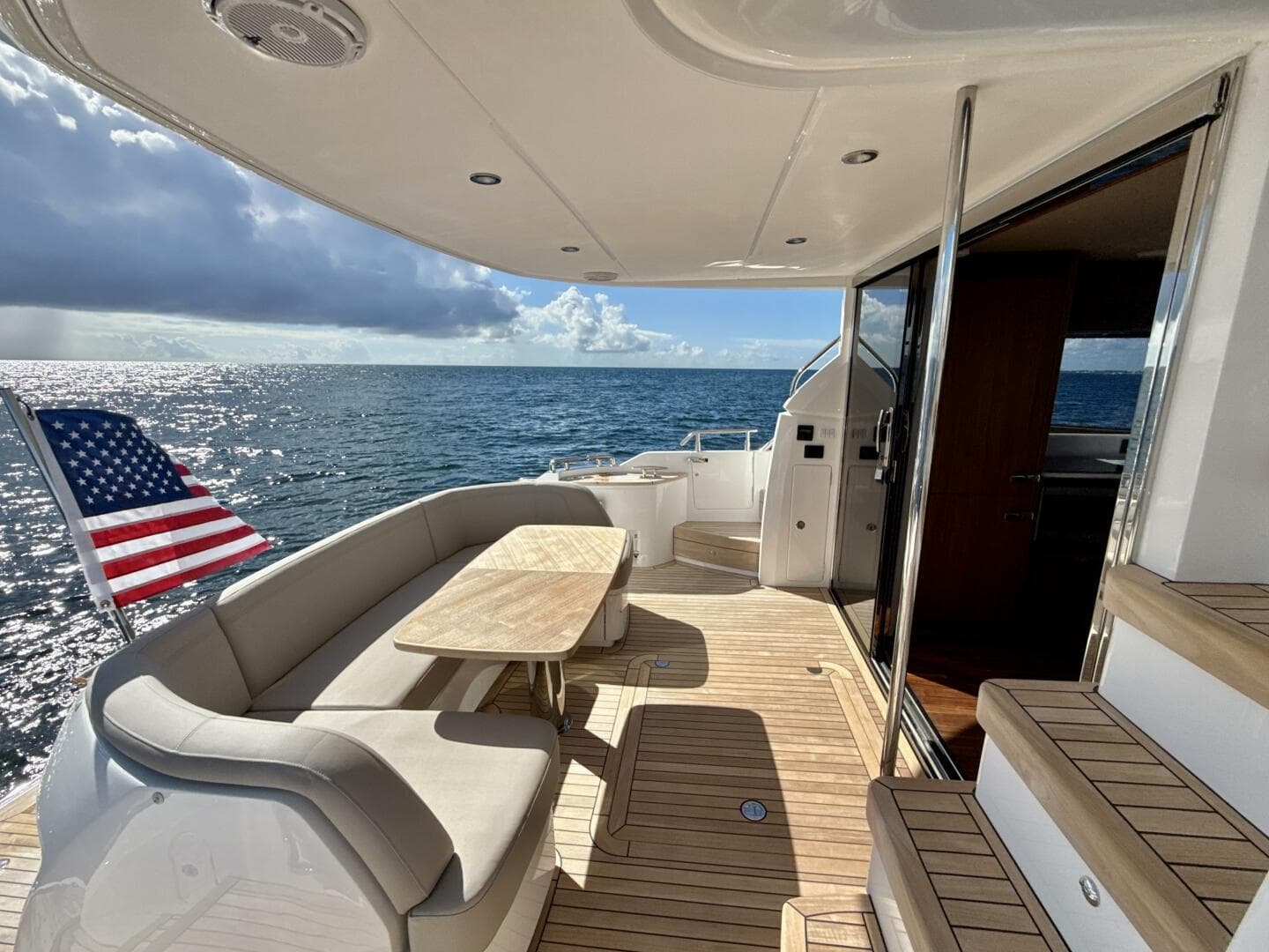 2026 Princess F50 — photo 37