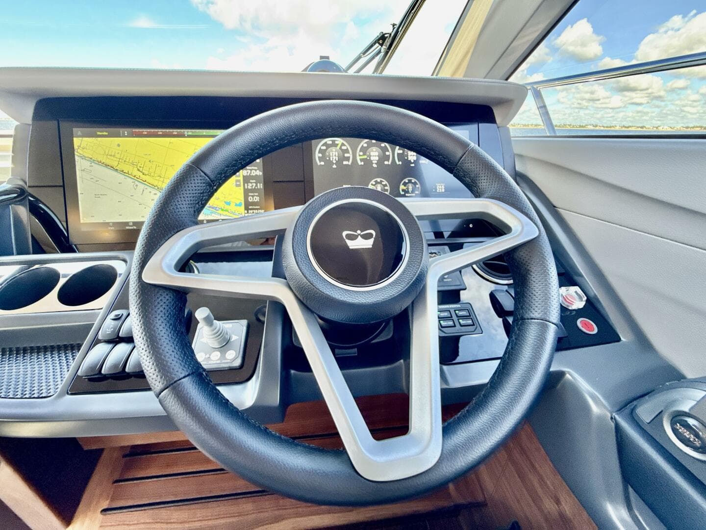 2026 Princess F50 — photo 21