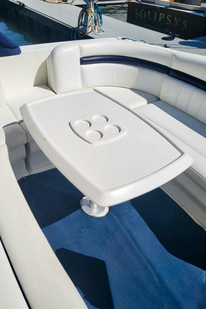 2007 Sea Ray 400 Sundancer — photo 21