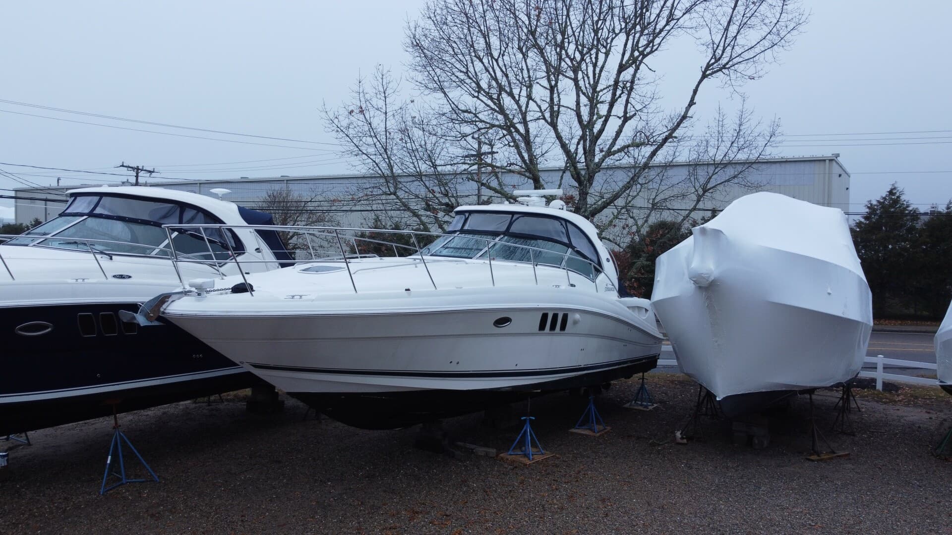 2007 Sea Ray 400 Sundancer — photo 2