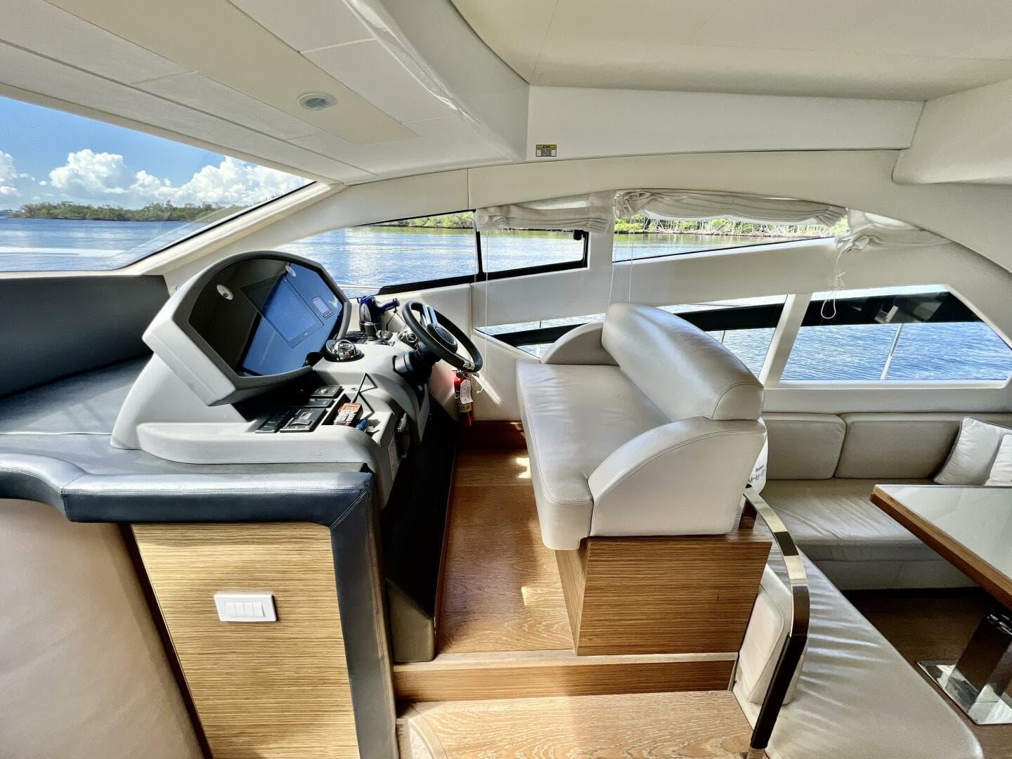 2014 Rodman Muse 44 — photo 15