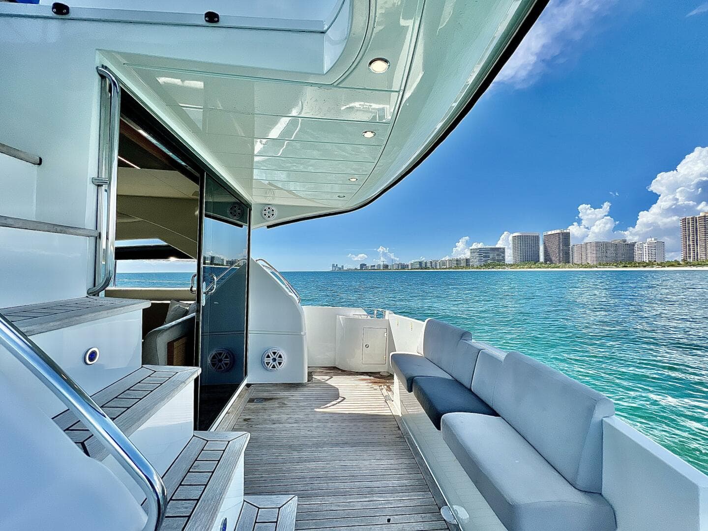 2014 Rodman Muse 44 — photo 20