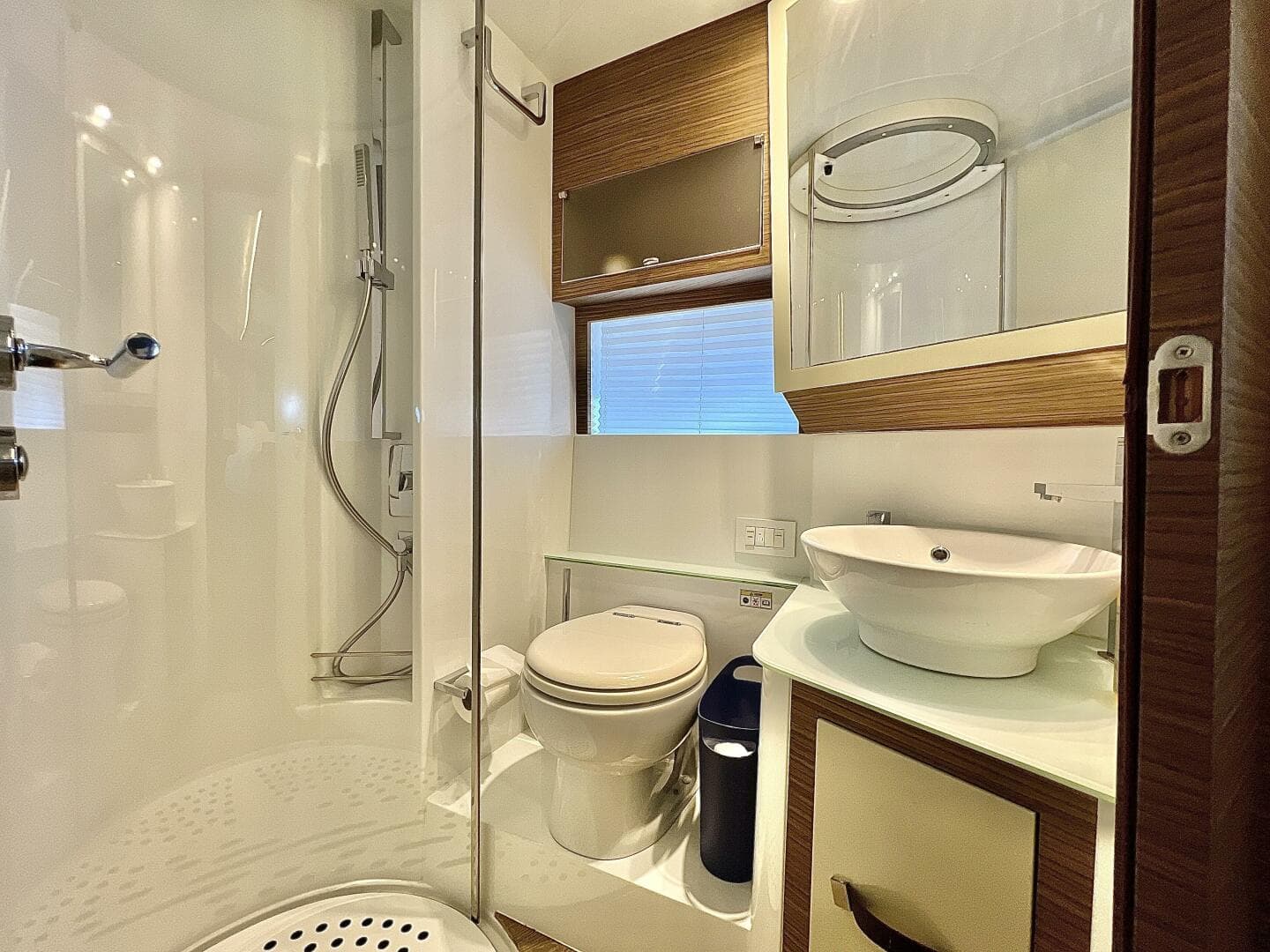 2014 Rodman Muse 44 — photo 9