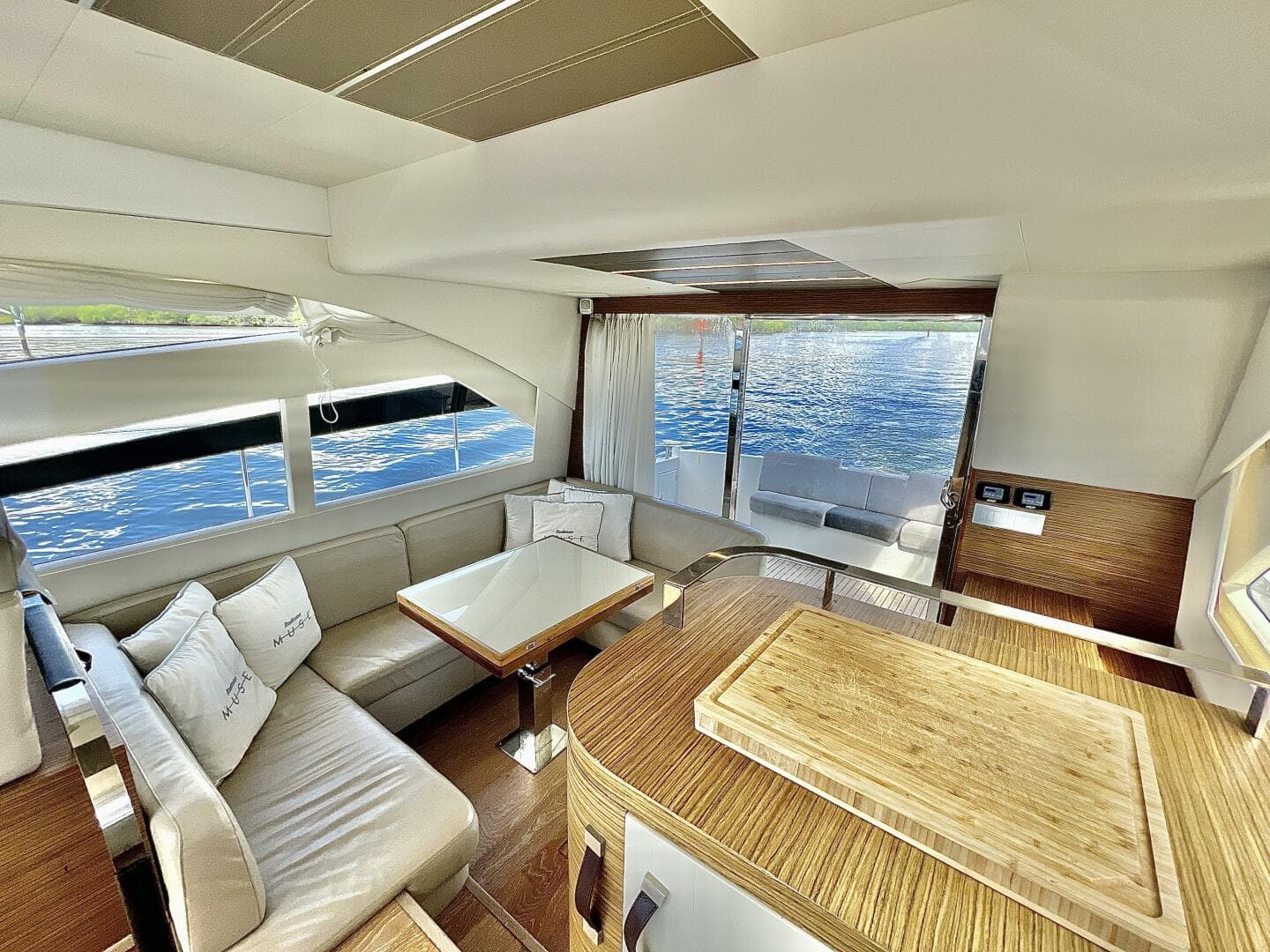 2014 Rodman Muse 44 — photo 18