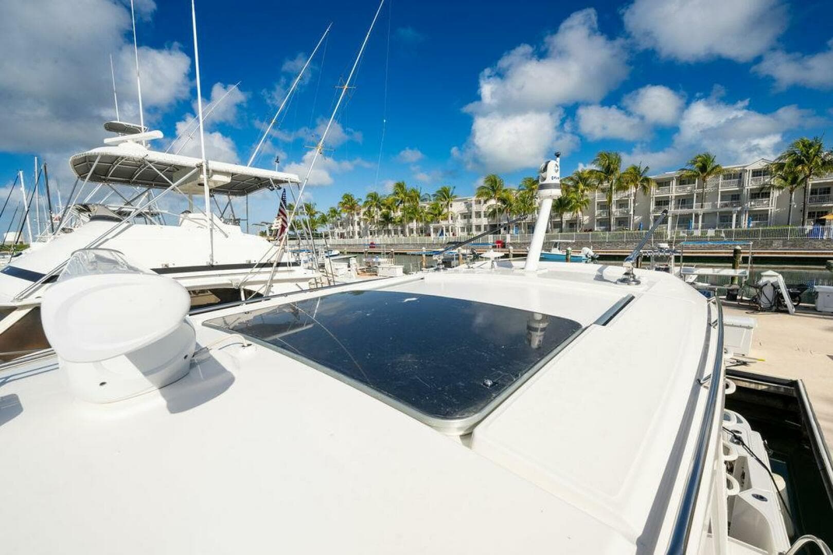 2023 Boston Whaler 405 Conquest — photo 43