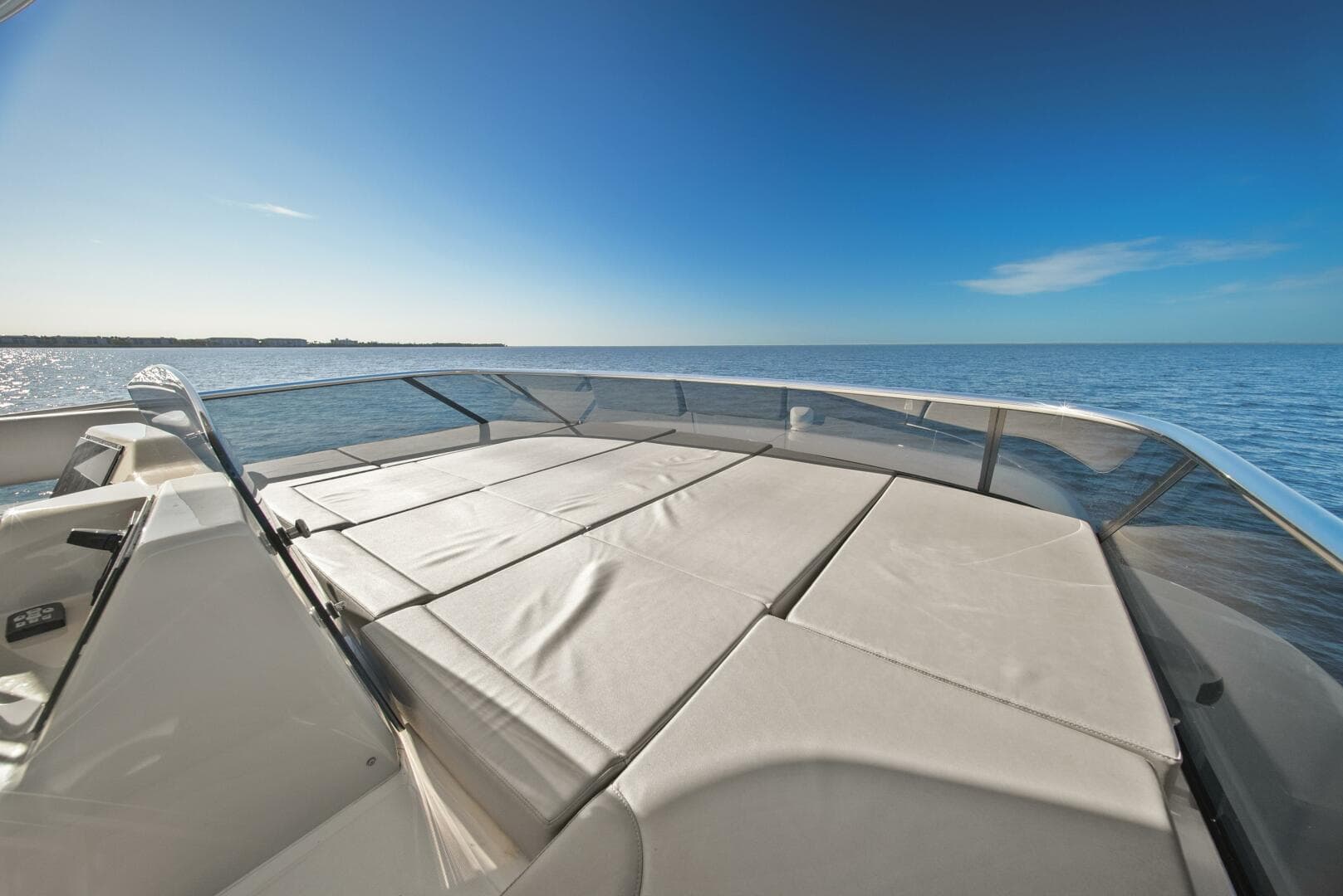 2025 Absolute 48 Navetta — photo 44