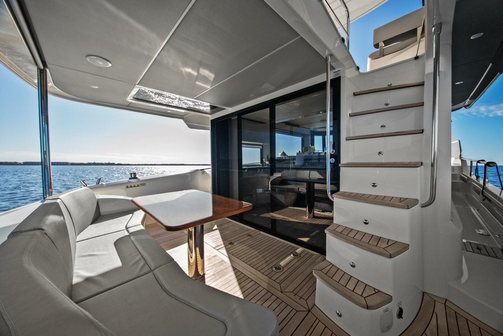 2025 Absolute 48 Navetta — photo 36