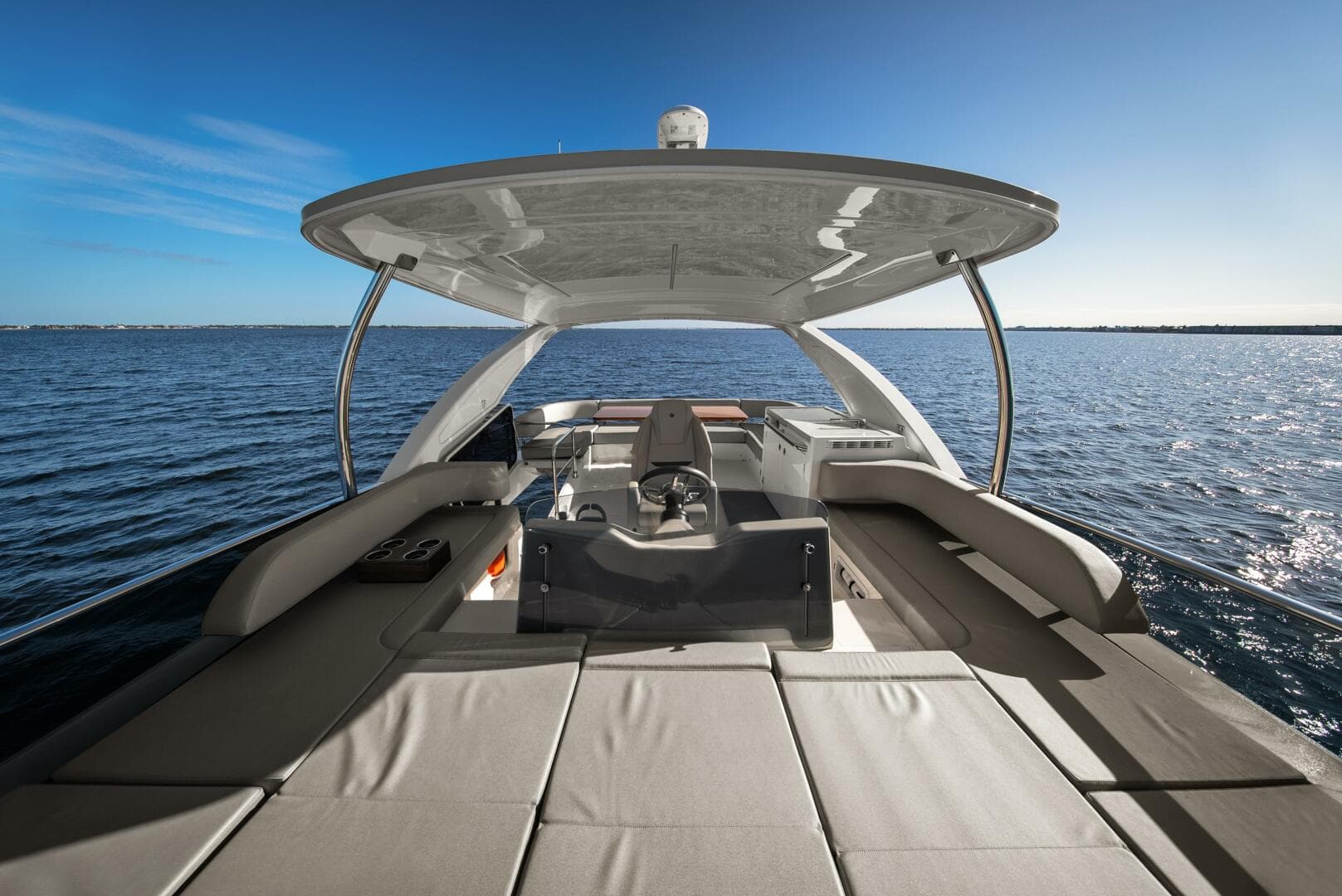 2025 Absolute 48 Navetta — photo 3