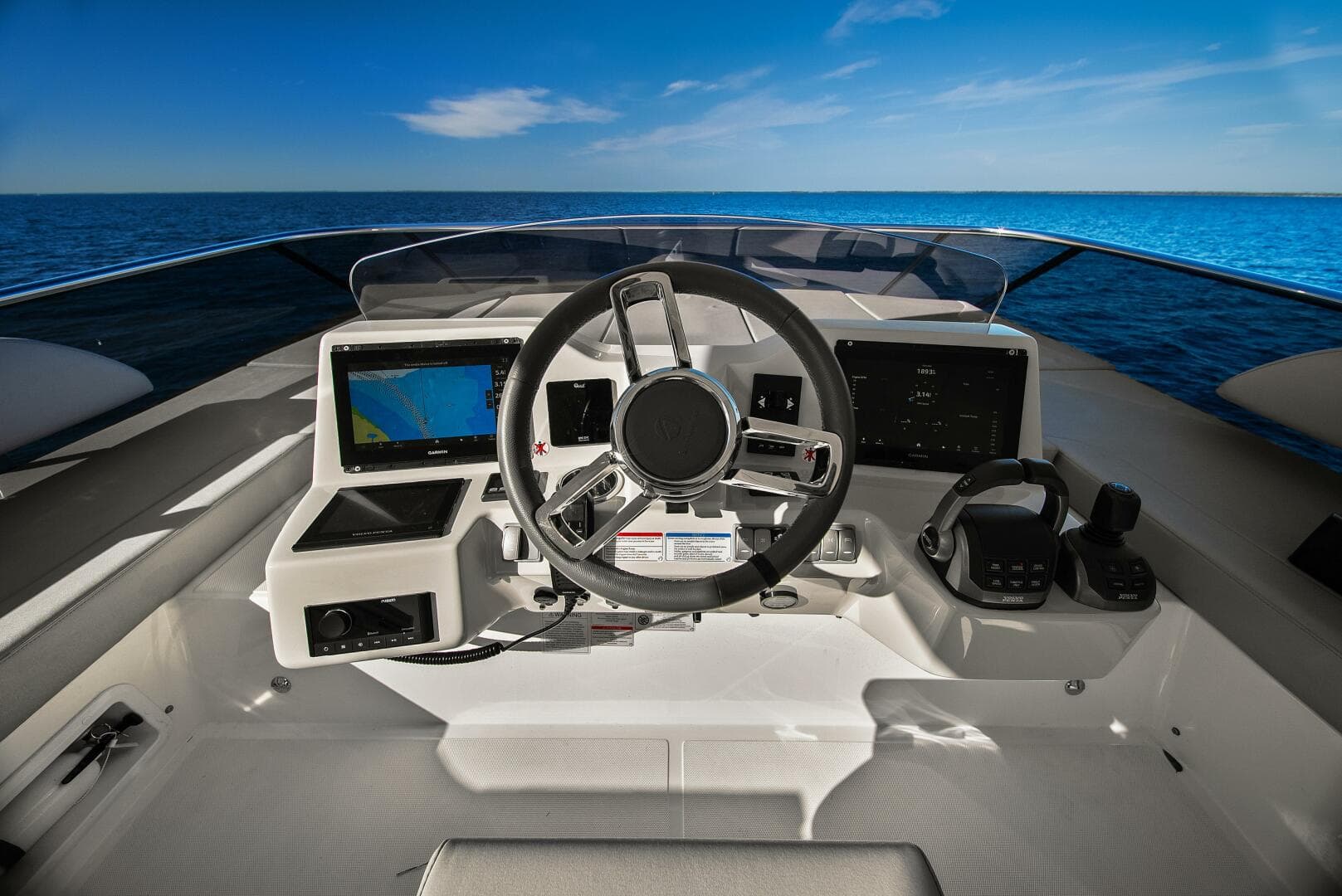 2025 Absolute 48 Navetta — photo 2