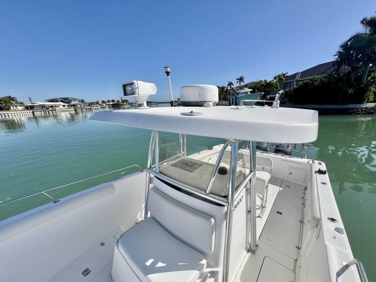 2005 Century 3200 Center Console — photo 29