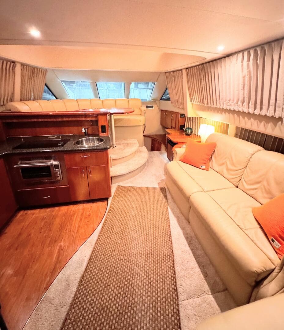 2005 Carver 36 Sedan — photo 18