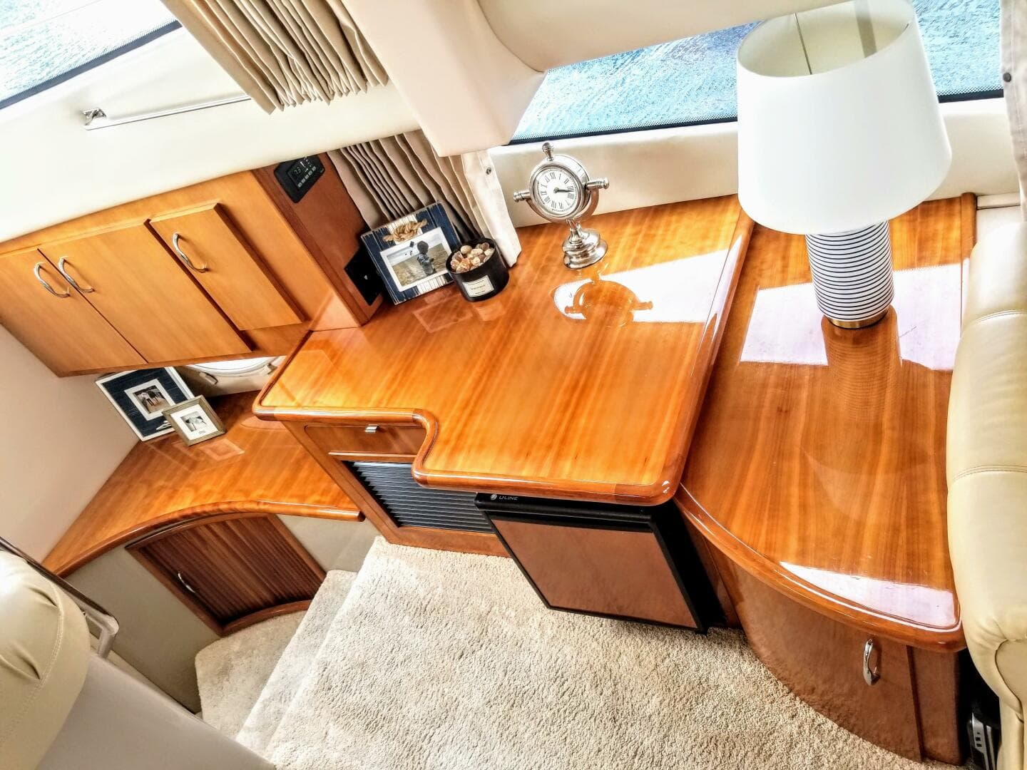 2005 Carver 36 Sedan — photo 16