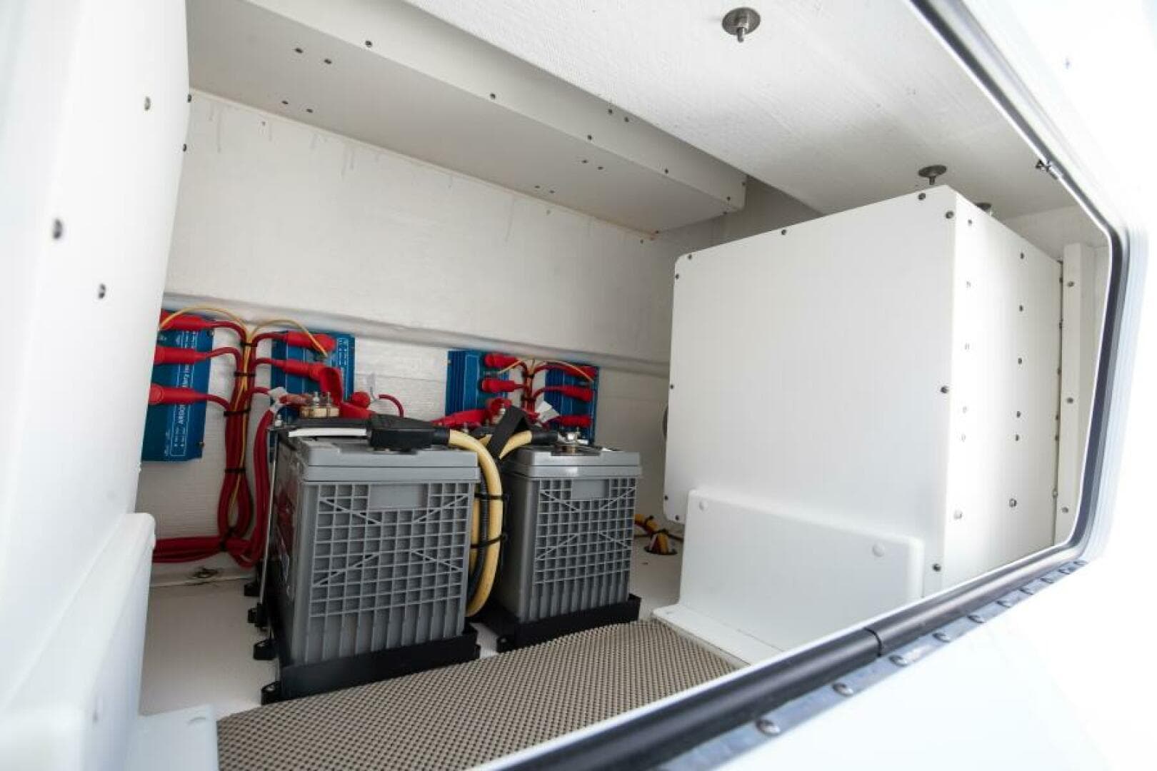 2021 Invincible 35 Catamaran — photo 20