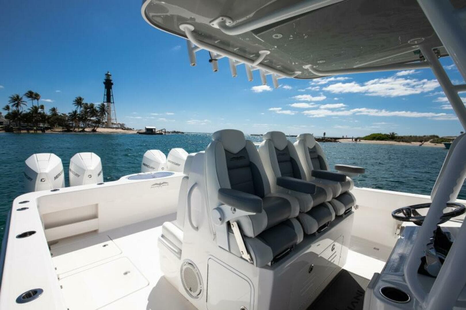 2021 Invincible 35 Catamaran — photo 6