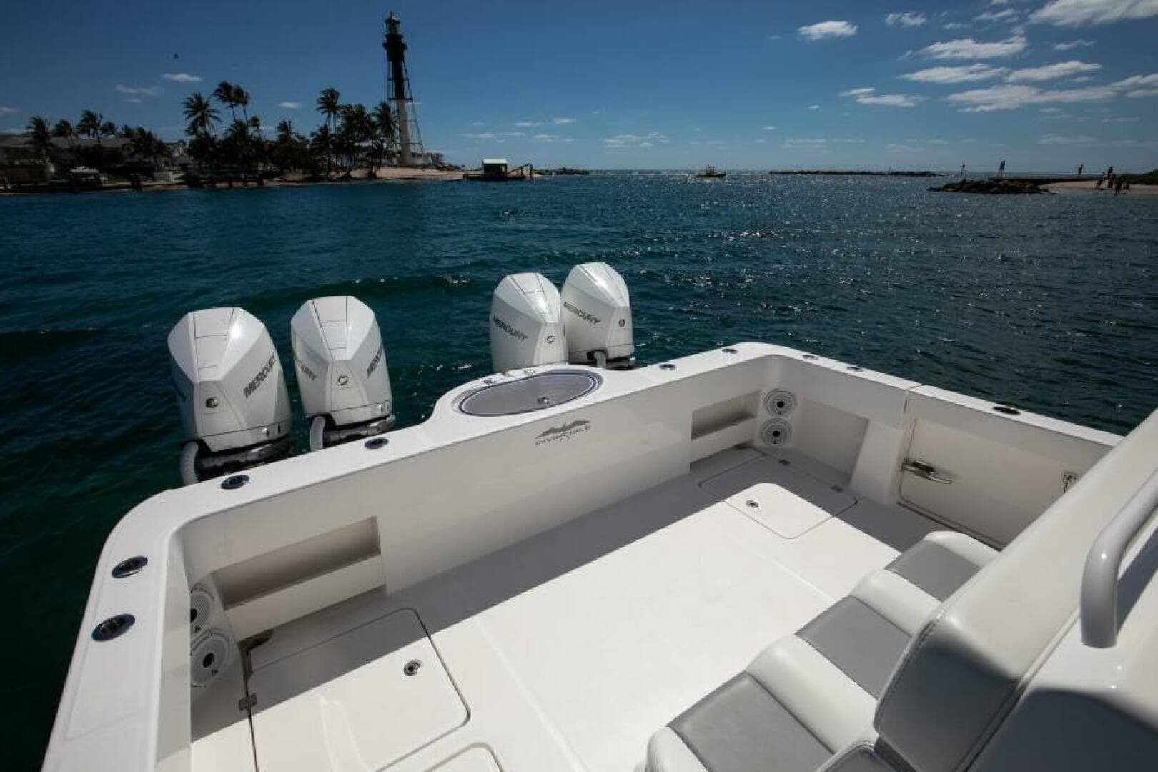 2021 Invincible 35 Catamaran — photo 3