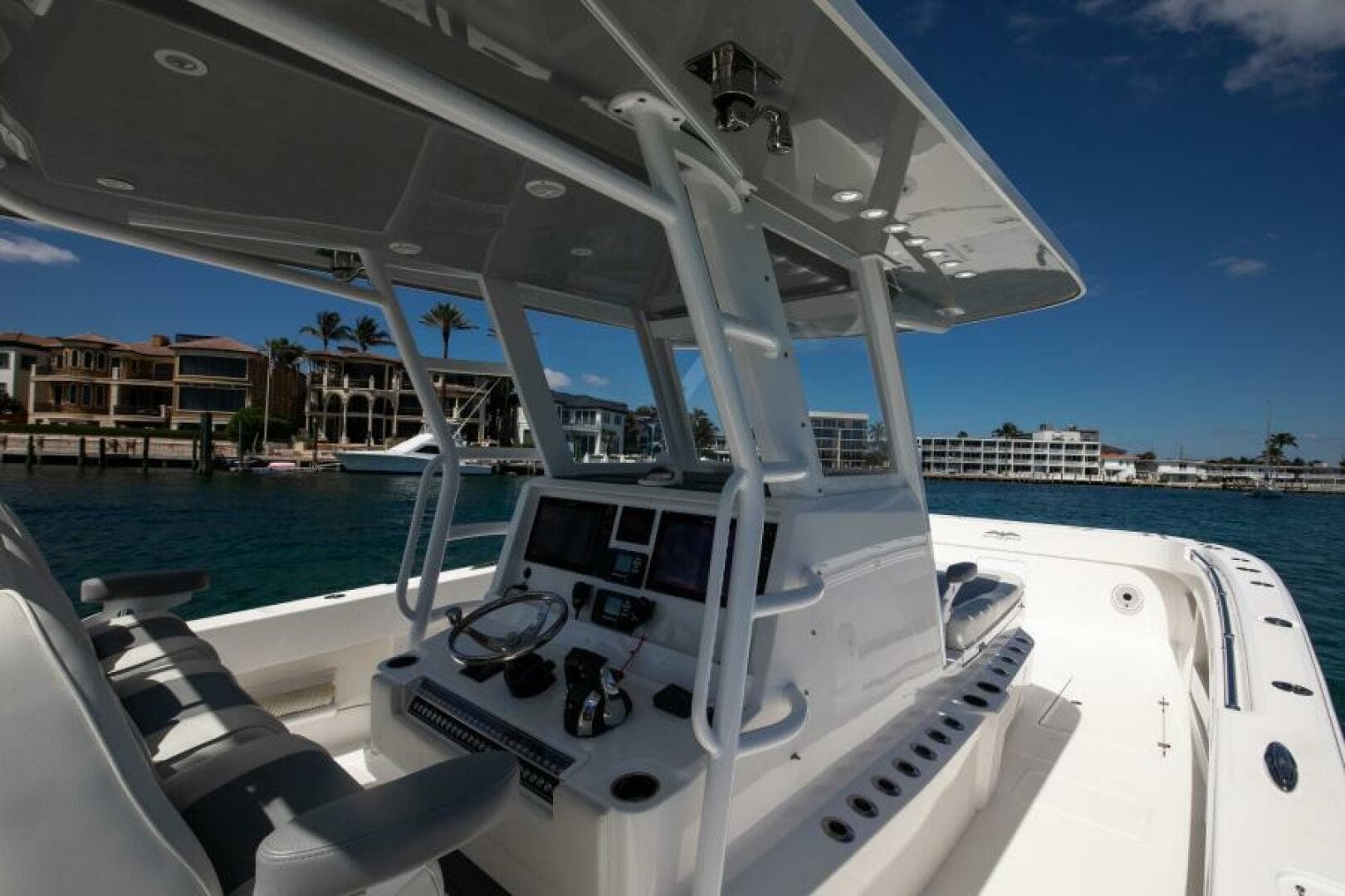 2021 Invincible 35 Catamaran — photo 10