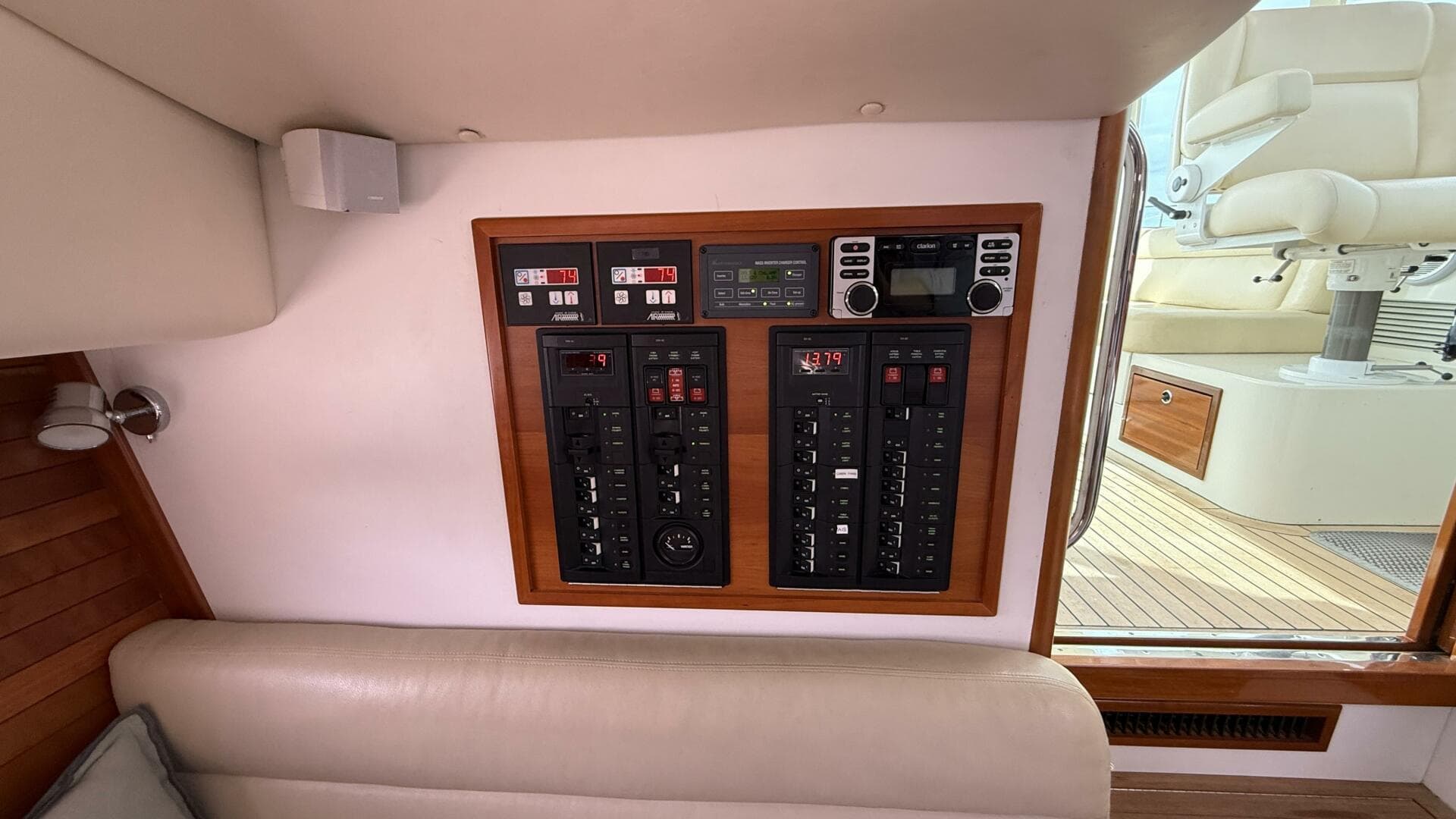 2012 Mjm 40Z — photo 29