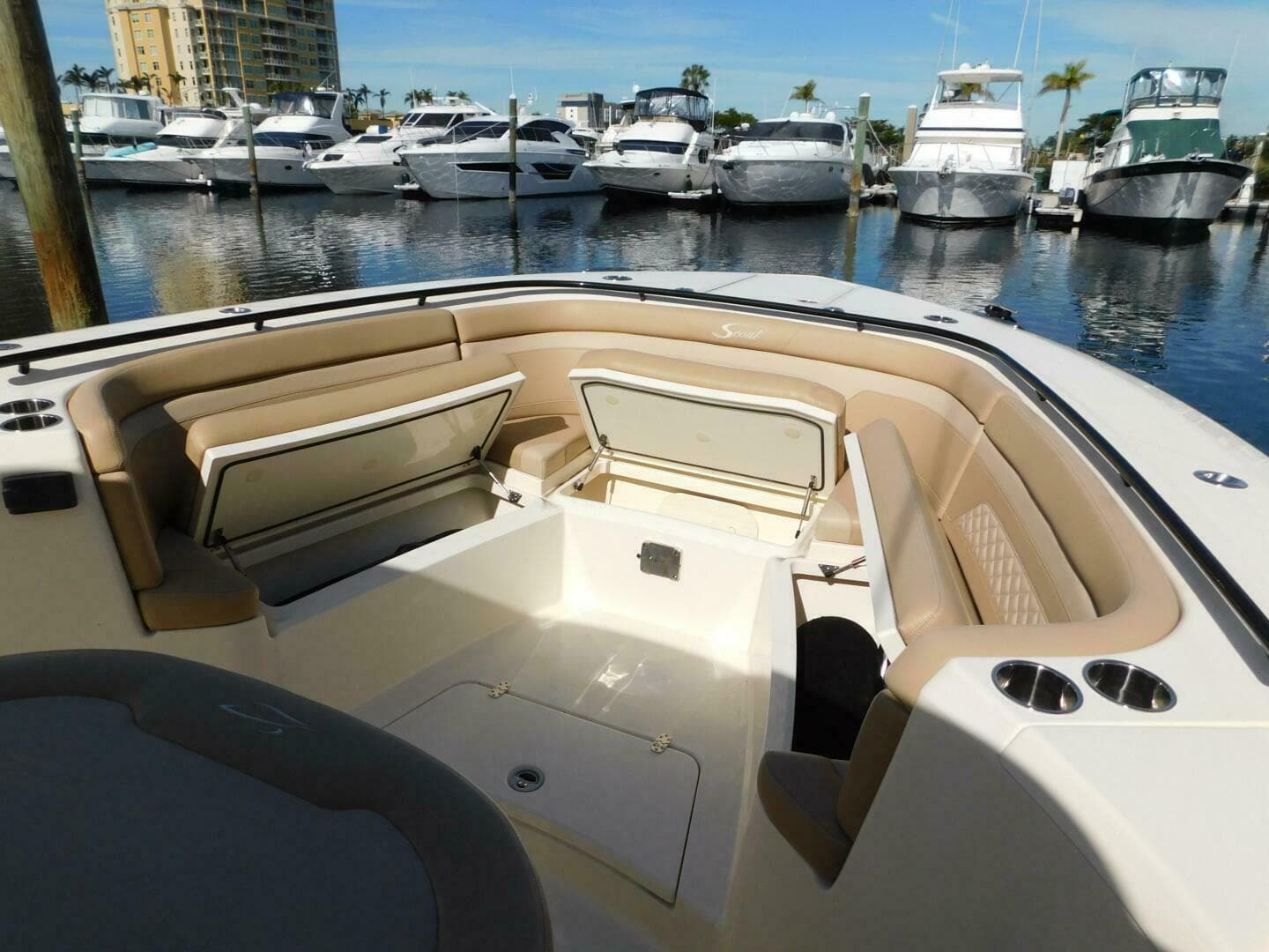 2024 Scout 330 LXF — photo 14