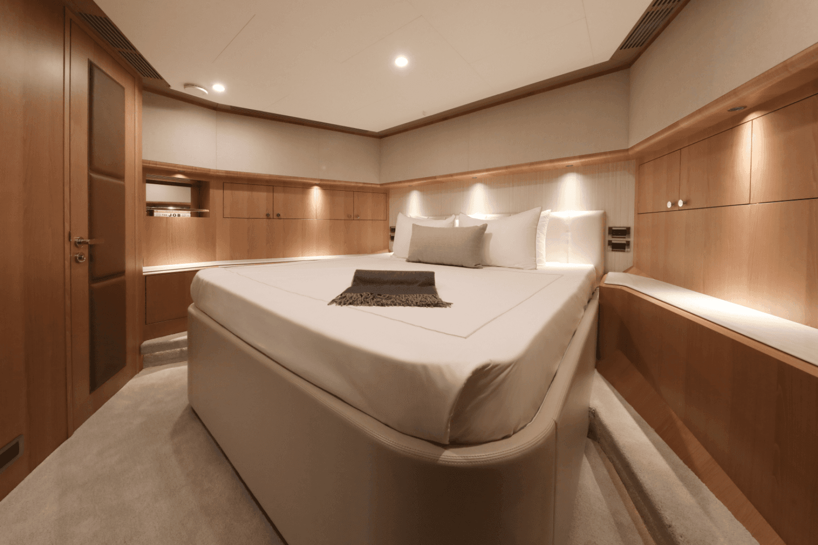 2025 Ocean Alexander 28L — photo 36