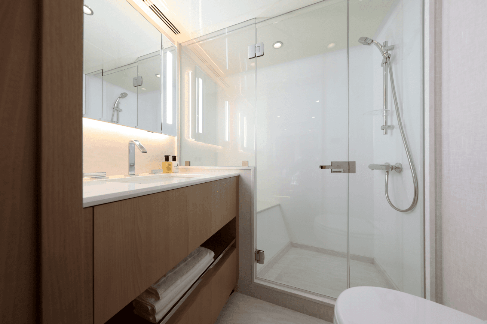 2025 Ocean Alexander 28L — photo 42