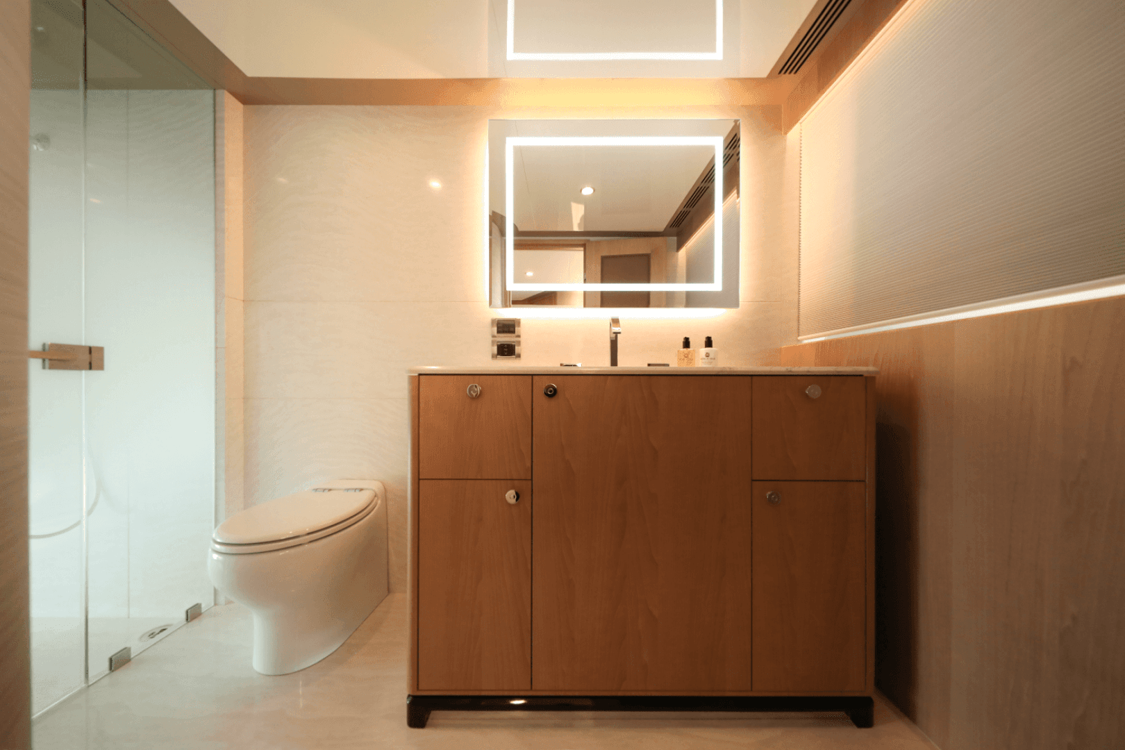 2025 Ocean Alexander 28L — photo 34