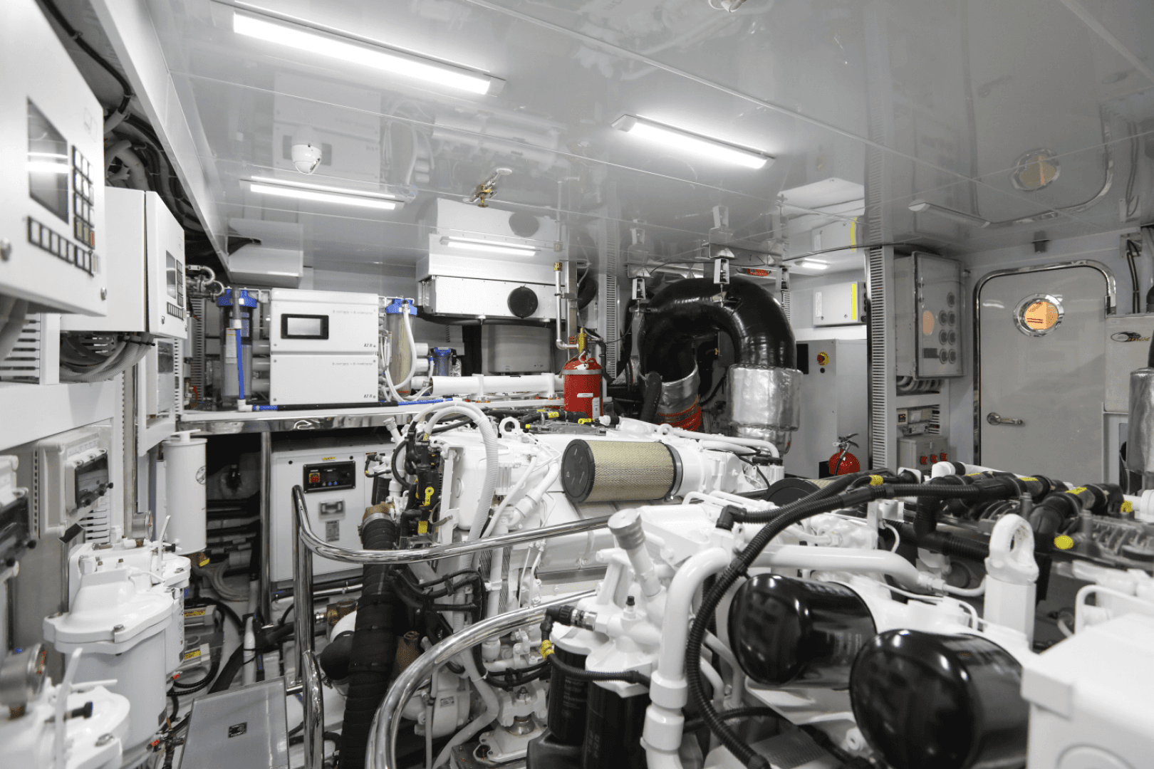 2025 Ocean Alexander 28L — photo 46