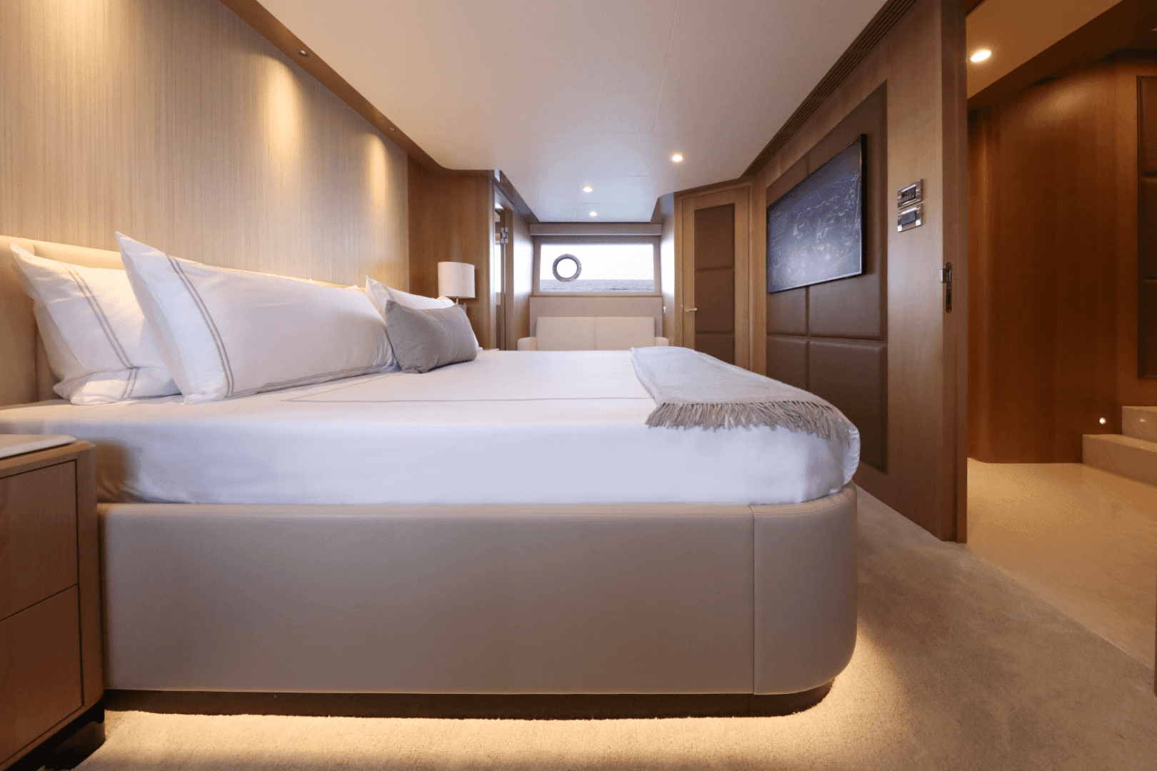 2025 Ocean Alexander 28L — photo 31