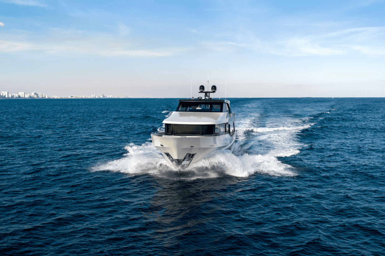 2025 Ocean Alexander 28L — photo 6