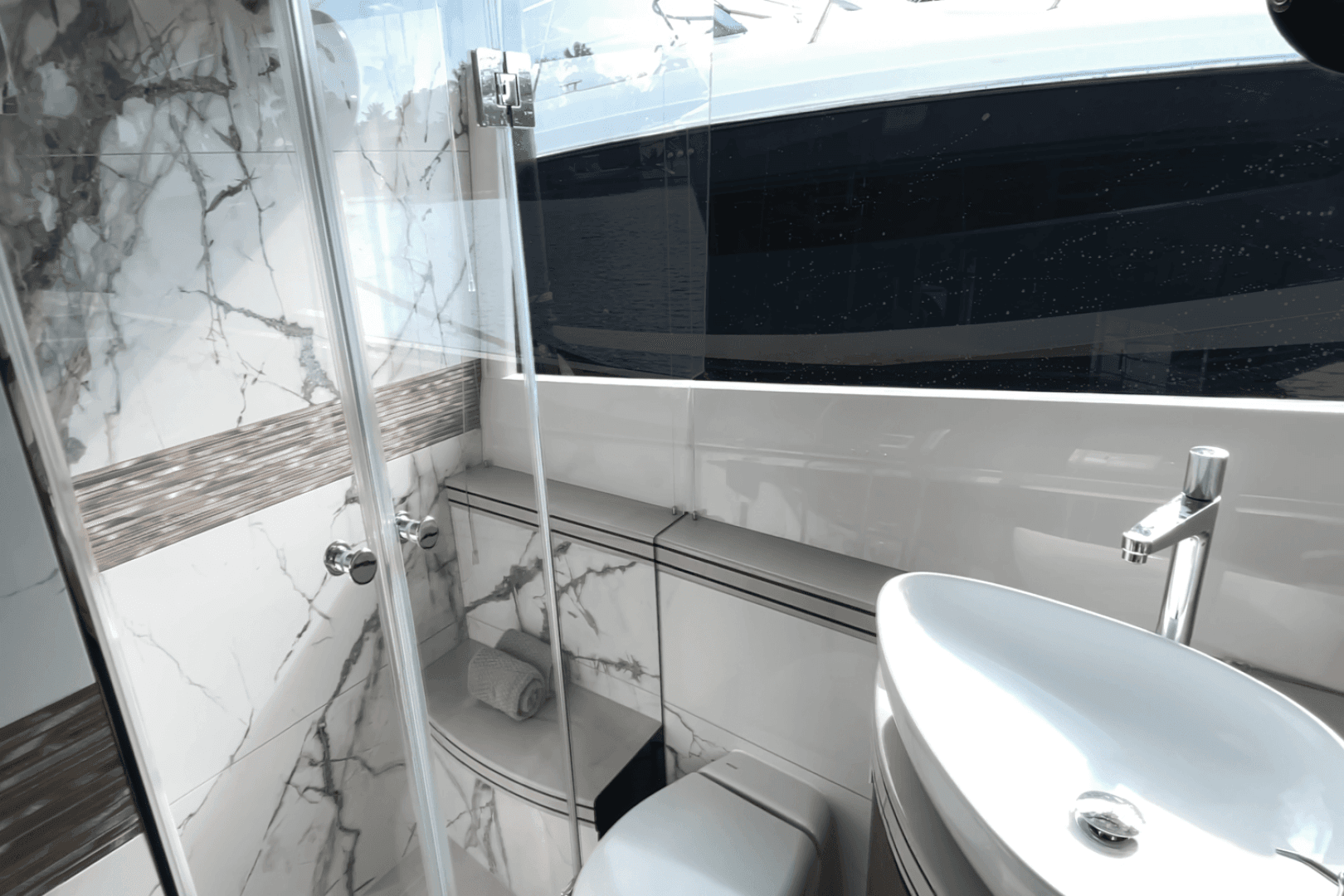 2025 Galeon 560 Fly — photo 51