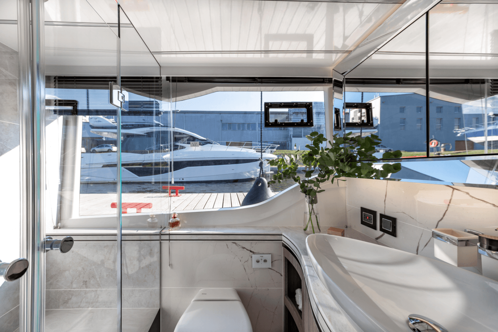 2025 Galeon 560 Fly — photo 30