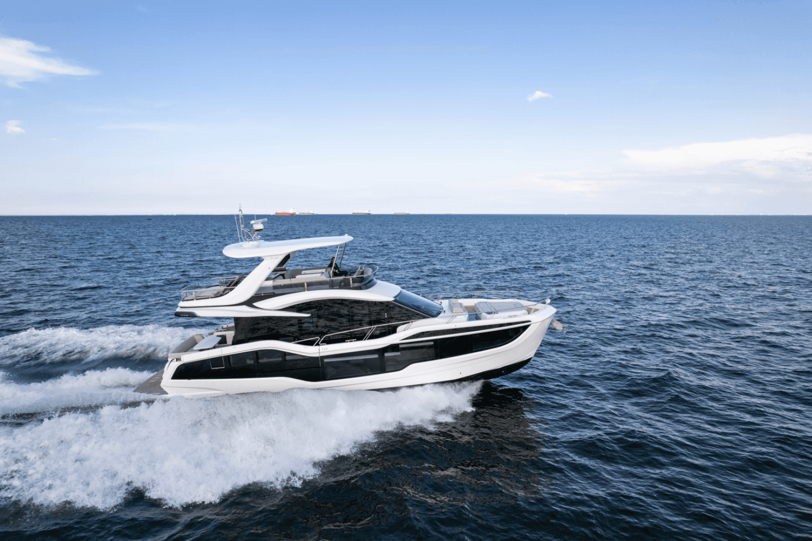 2025 Galeon 560 Fly — photo 10