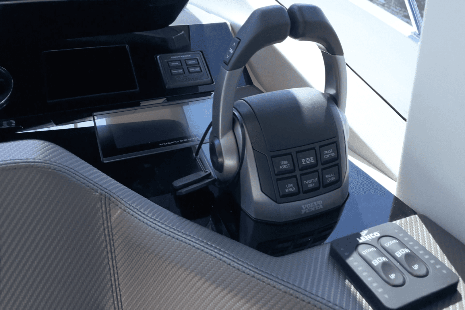 2025 Galeon 560 Fly — photo 60