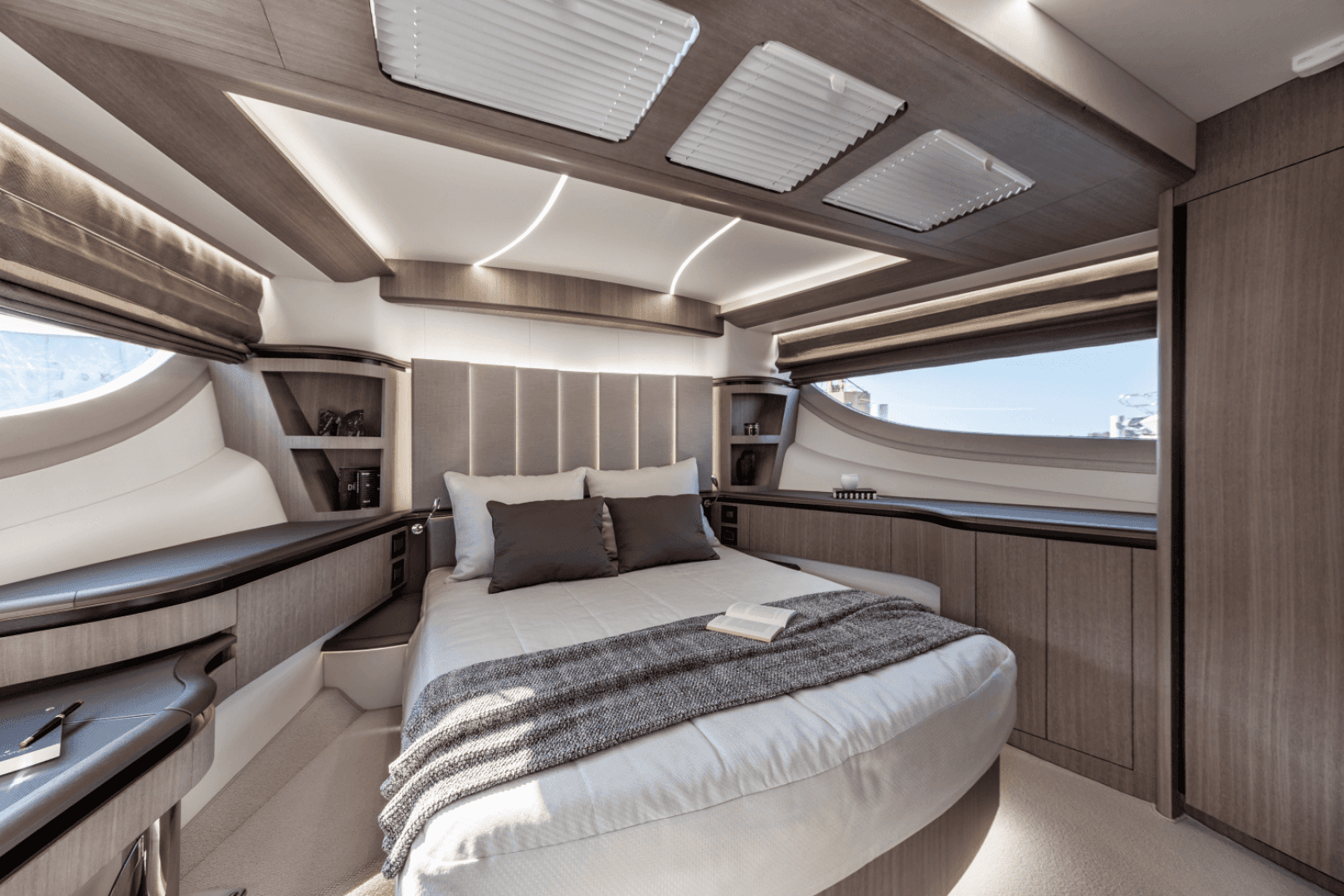2025 Galeon 560 Fly — photo 24