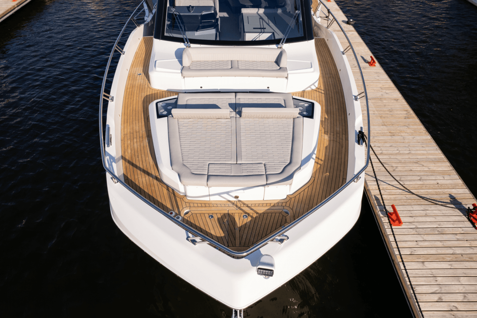 2025 Galeon 560 Fly — photo 76