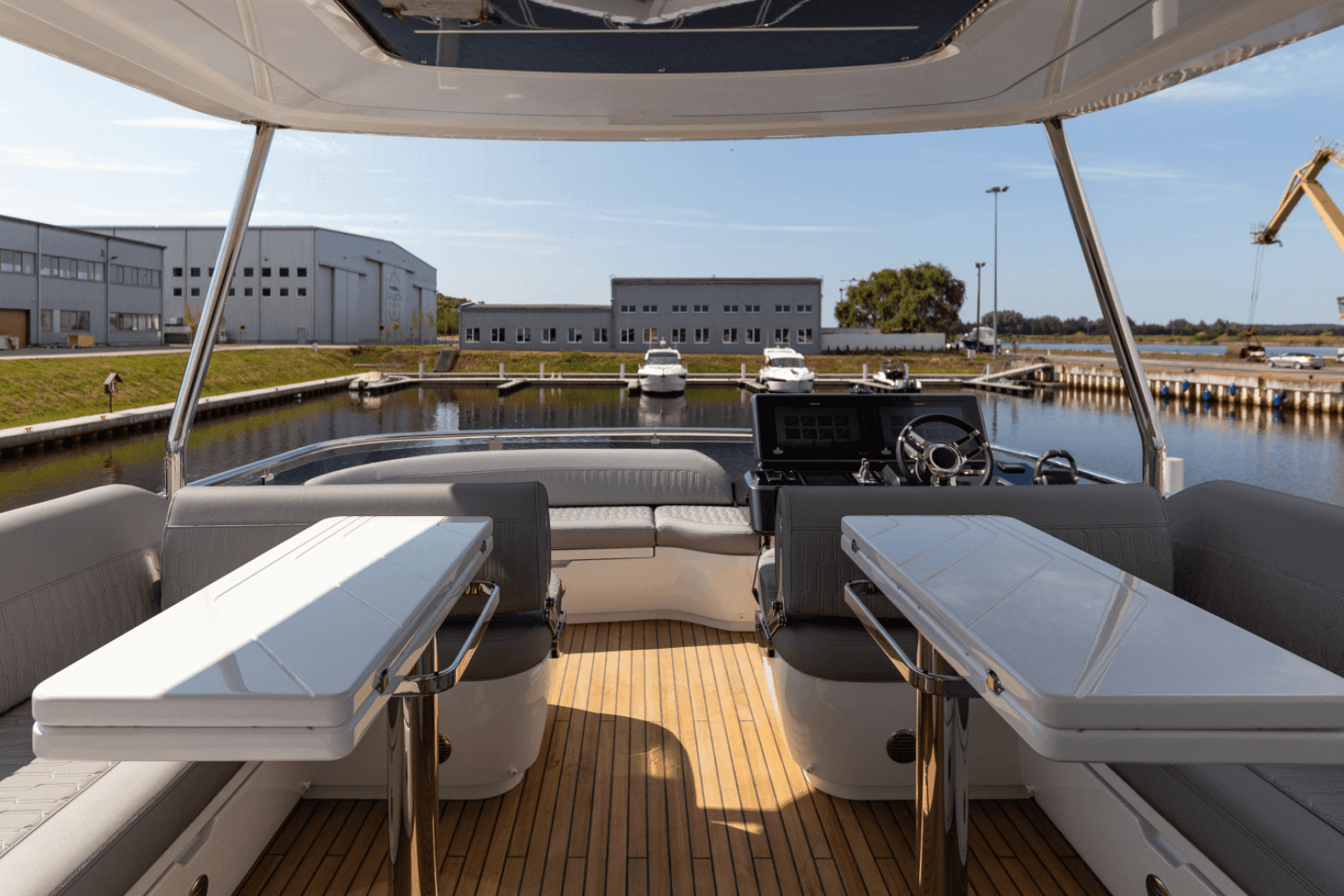 2025 Galeon 560 Fly — photo 64