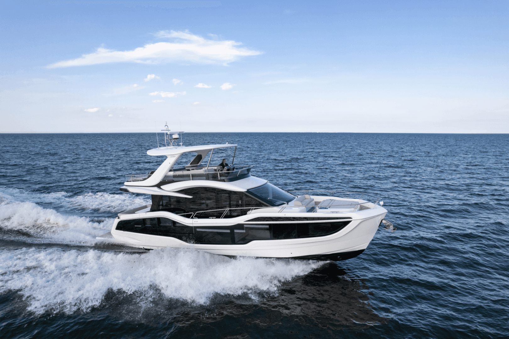 2025 Galeon 560 Fly — photo 6