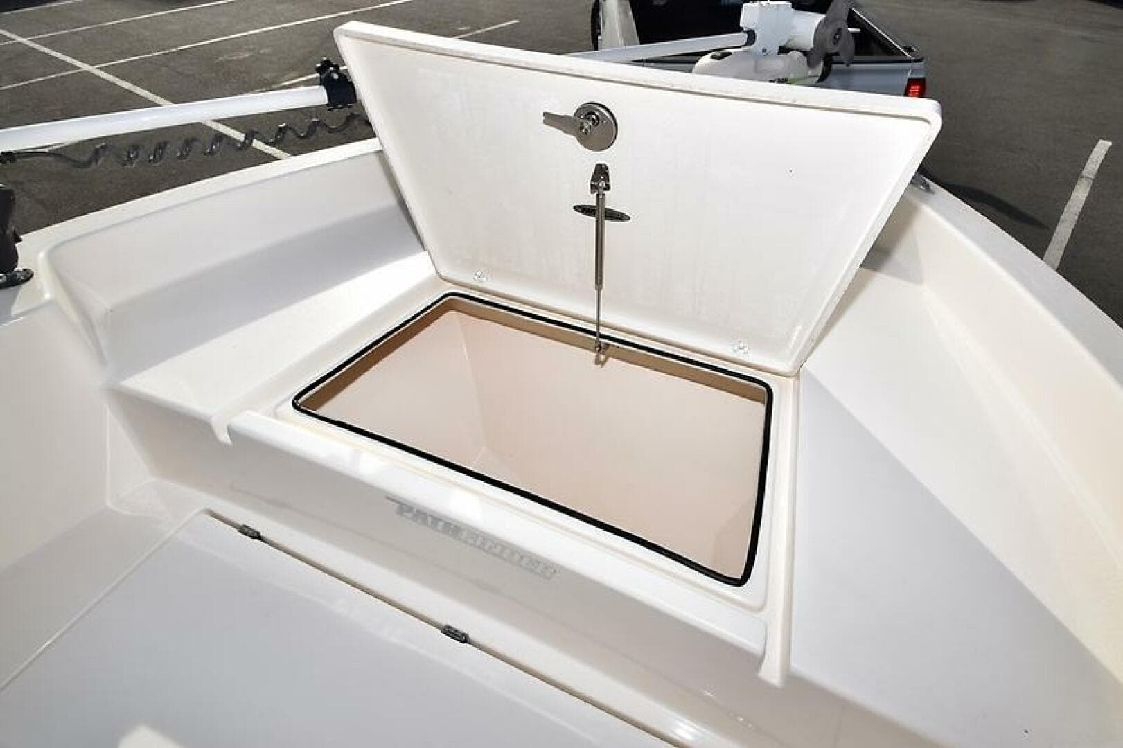 2023 Pathfinder 2700 — photo 12