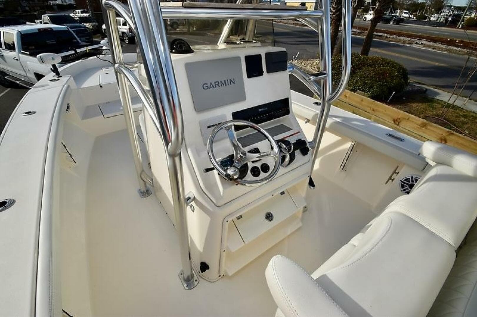 2023 Pathfinder 2700 — photo 27