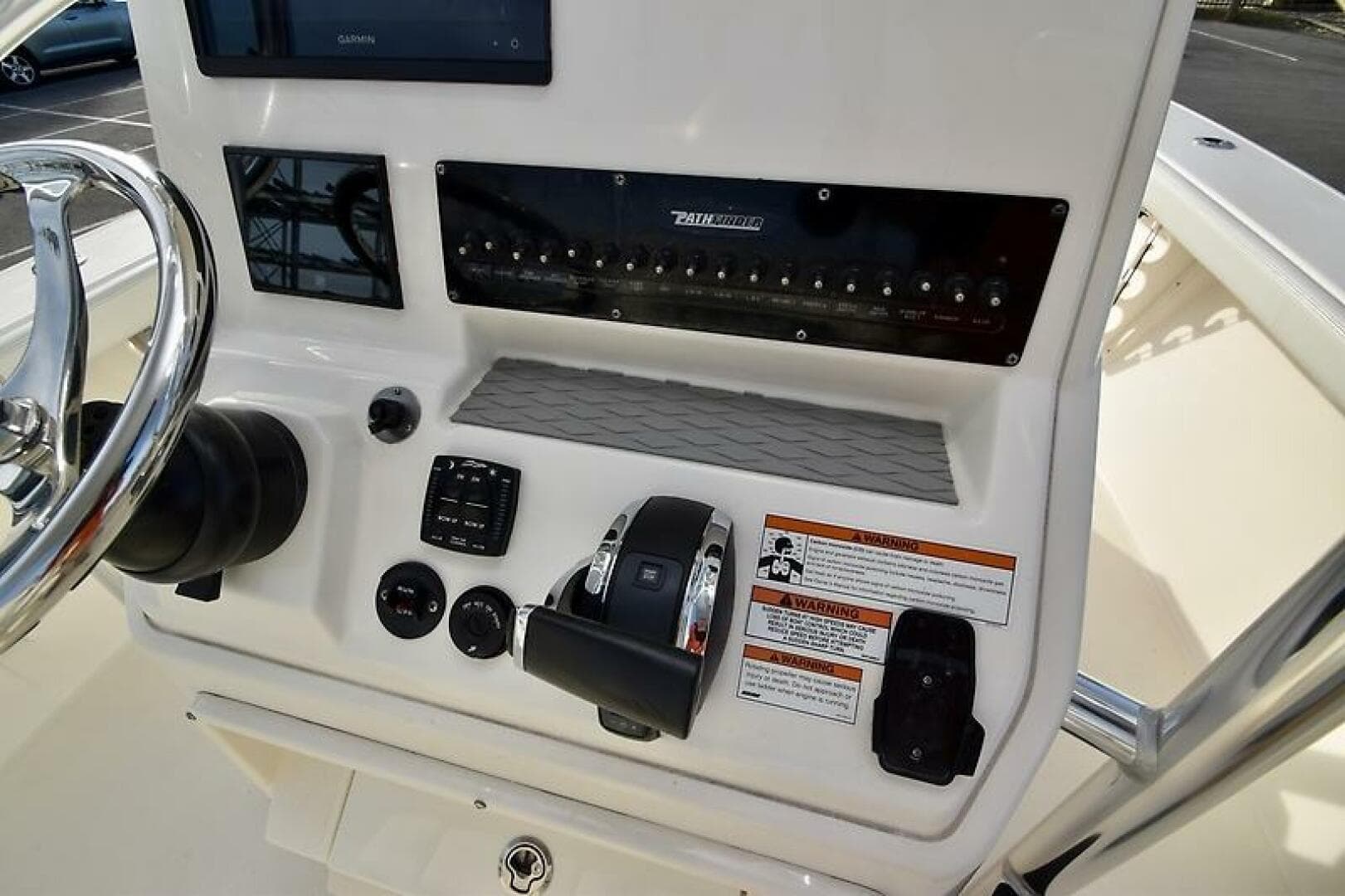 2023 Pathfinder 2700 — photo 30