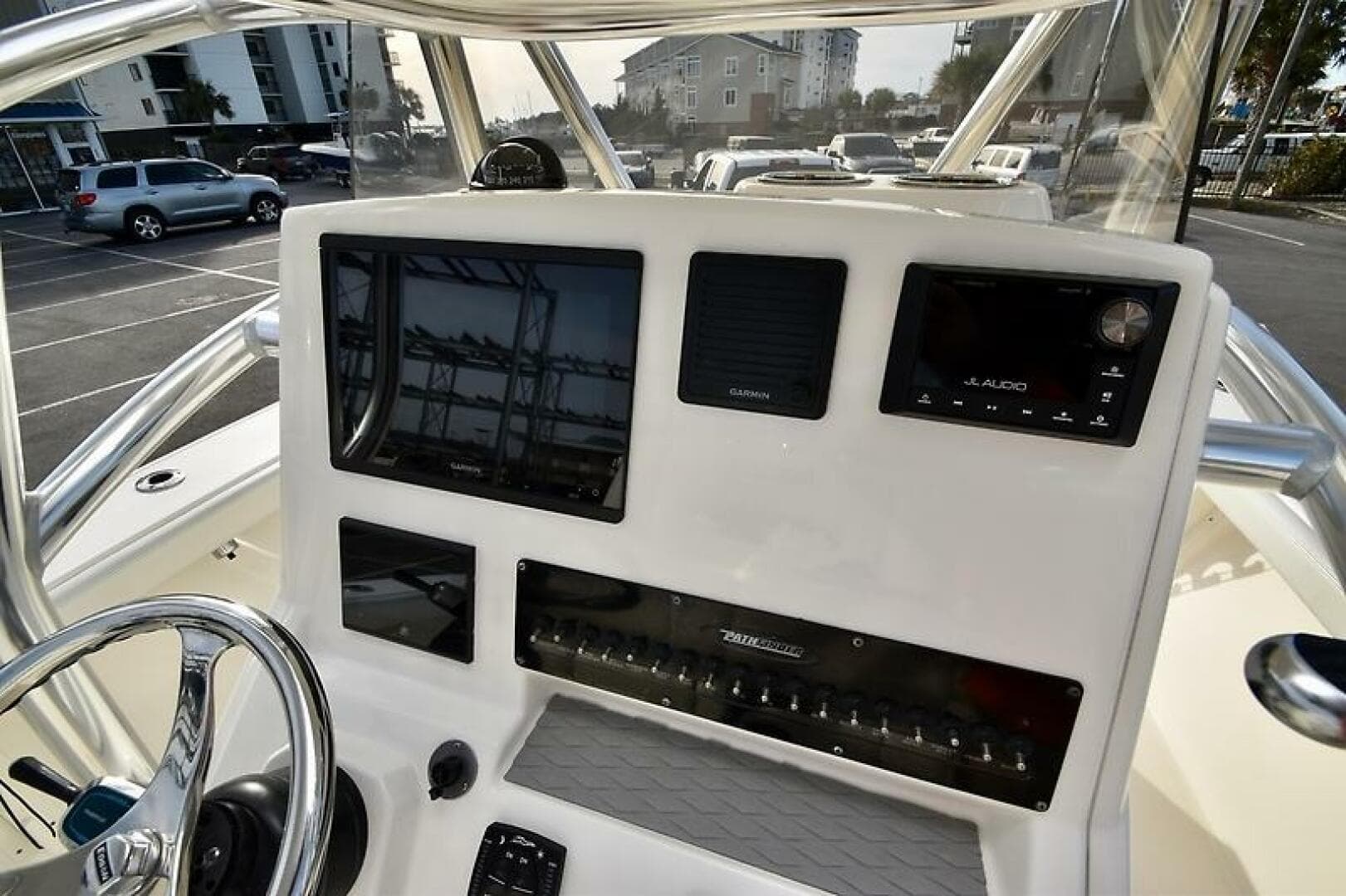 2023 Pathfinder 2700 — photo 31