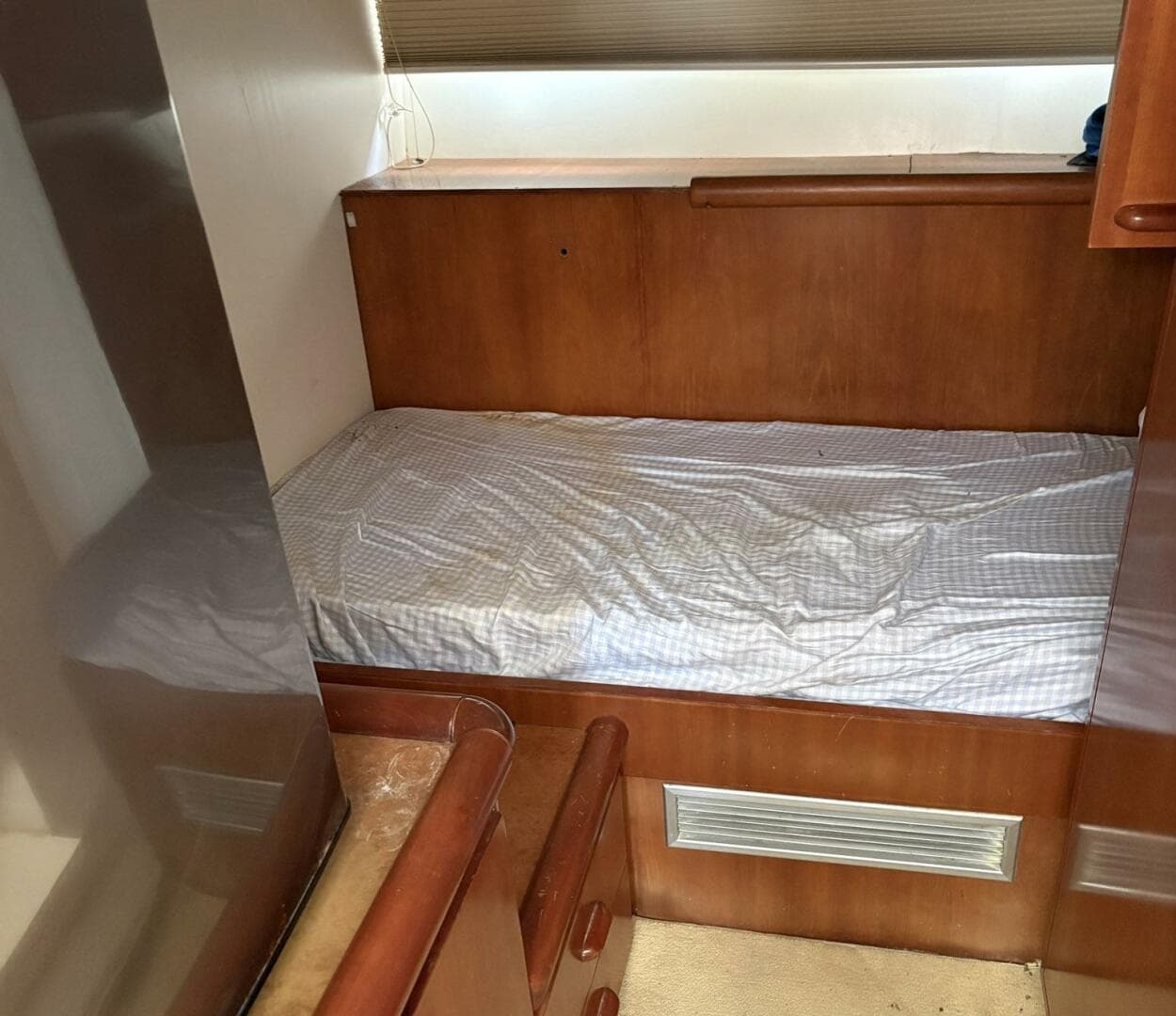 1999 Ferretti Yachts 80 Rph — photo 17