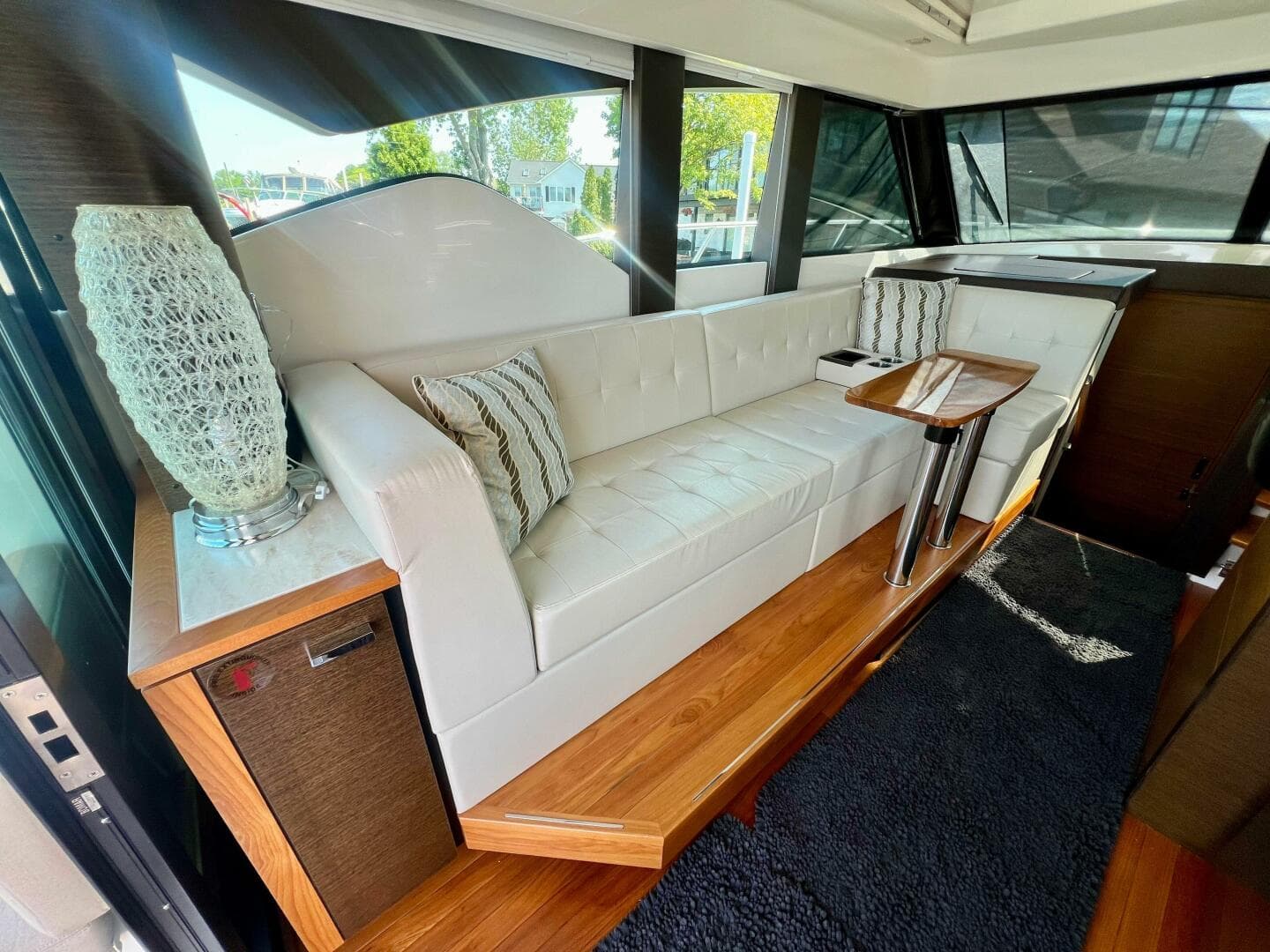 2016 Tiara Yachts 39 Coupe — photo 17