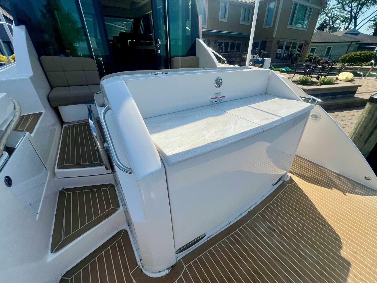 2016 Tiara Yachts 39 Coupe — photo 6