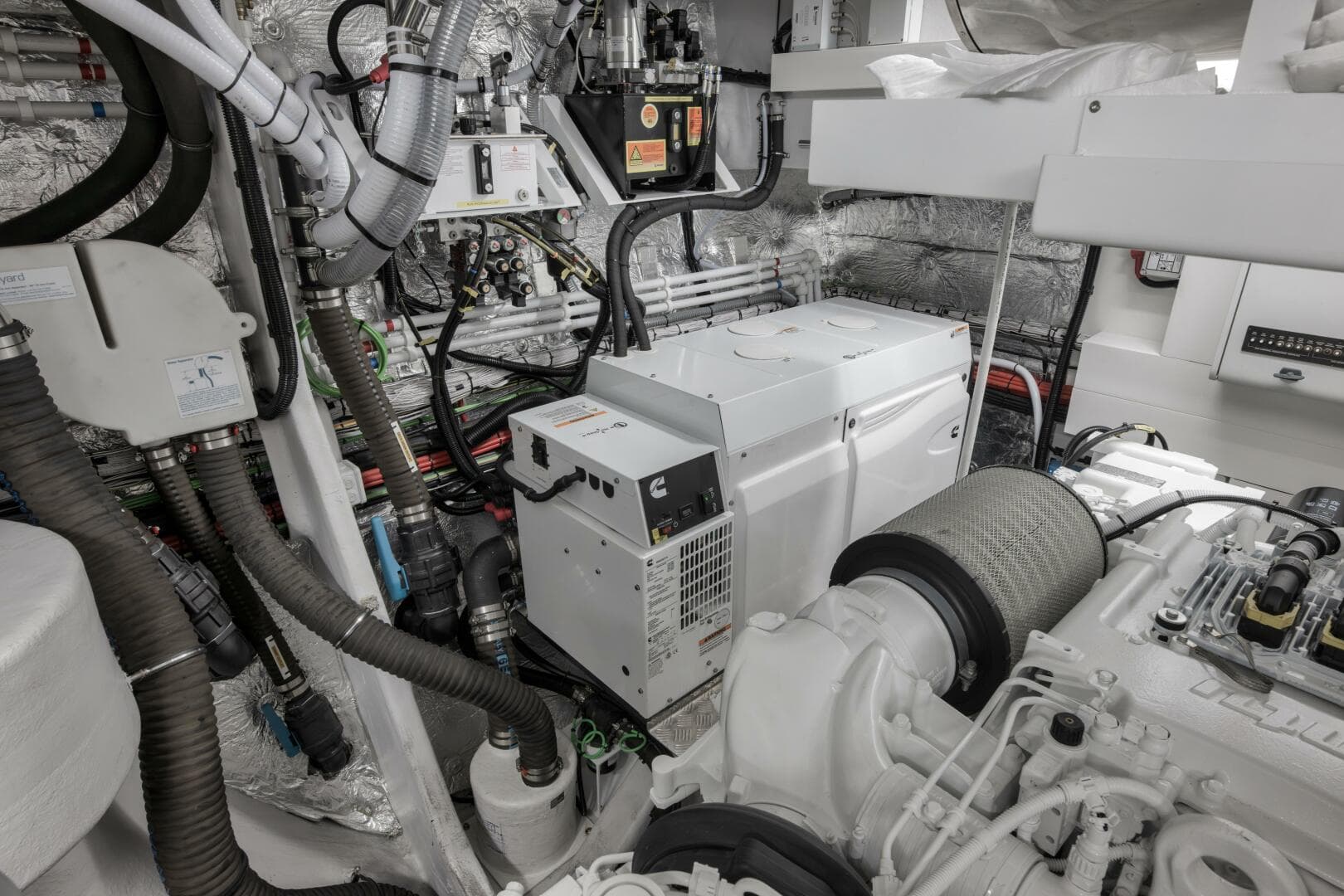 2026 Sunseeker 88 Yacht — photo 123