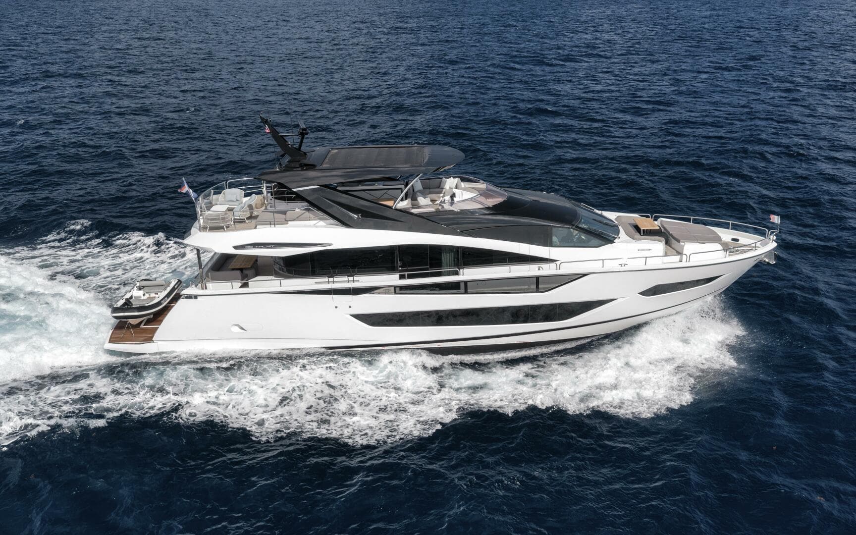 2026 Sunseeker 88 Yacht — photo 14